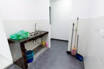 Residensi Laguna Biru 2