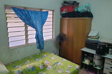 Taman Putra Budiman Flat