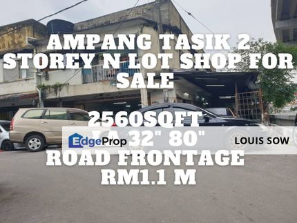 Ampang tasik permai 2 storey end lot, extra land and front of road, good for own use , Kuala Lumpur, Ampang