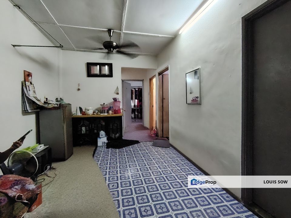 Wawasan puchong flat /full loan/corner , Selangor, Puchong