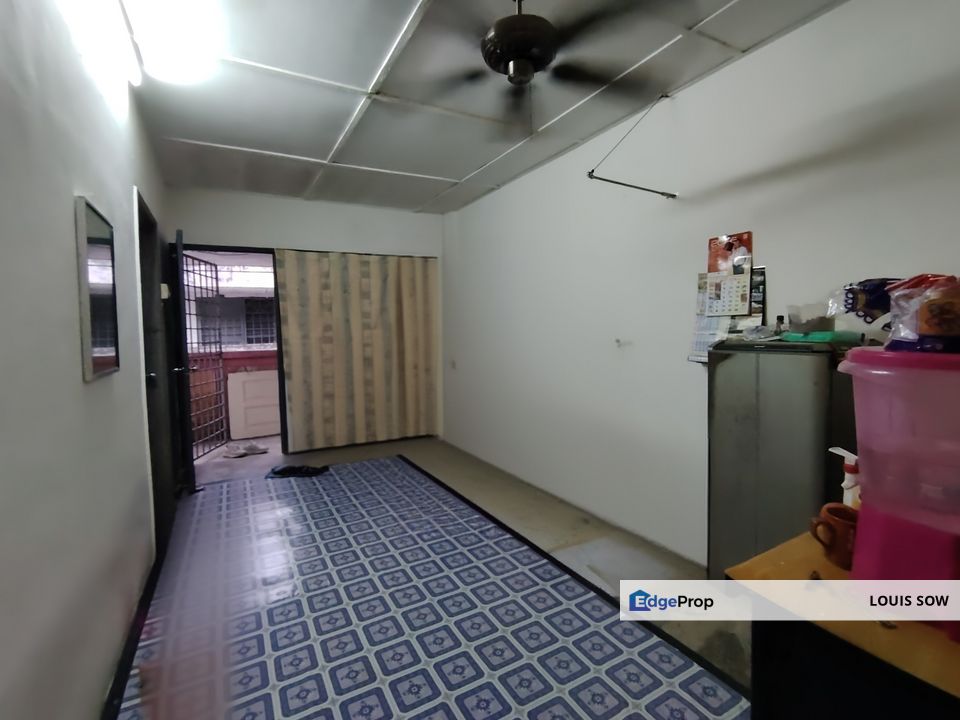 Wawasan puchong flat /full loan/corner , Selangor, Puchong