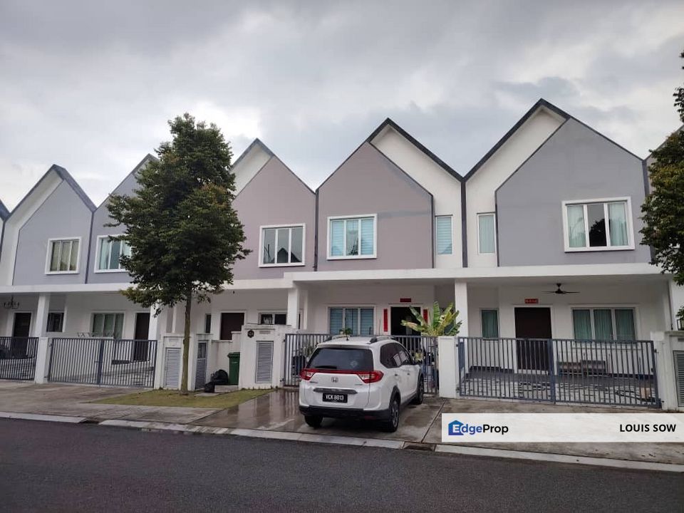 Eco forest 2storey house. Height ceiling.24 hour security, Selangor, Semenyih