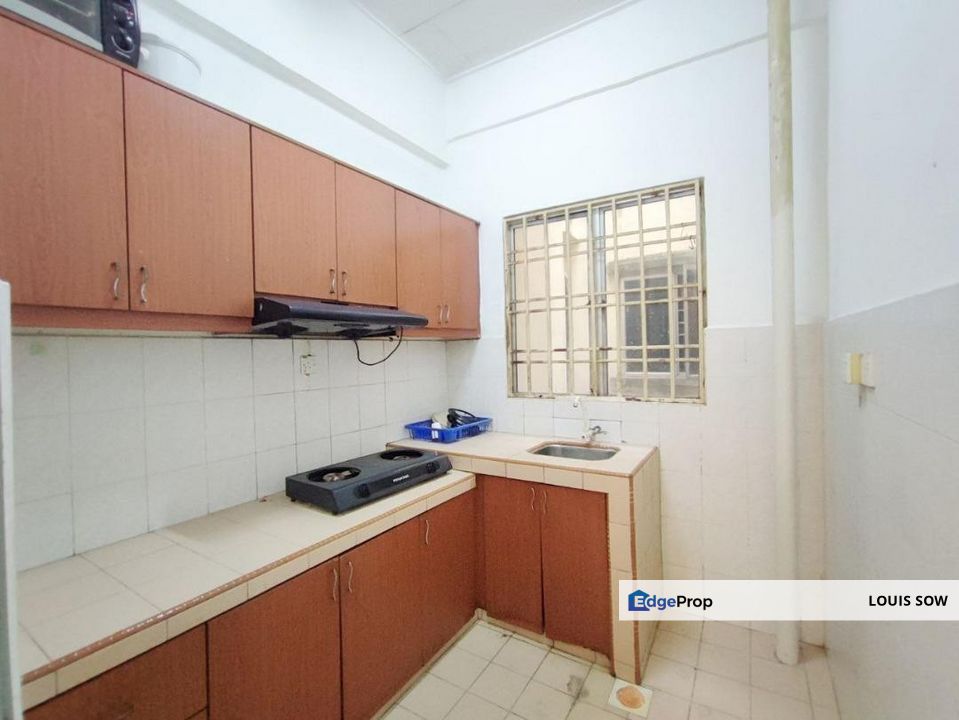 [Renovated] Sri Manja Square Apartment Walk Up , Selangor, Petaling Jaya