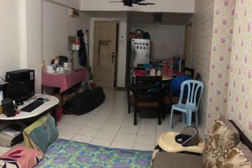 Apartment Taman Topaz