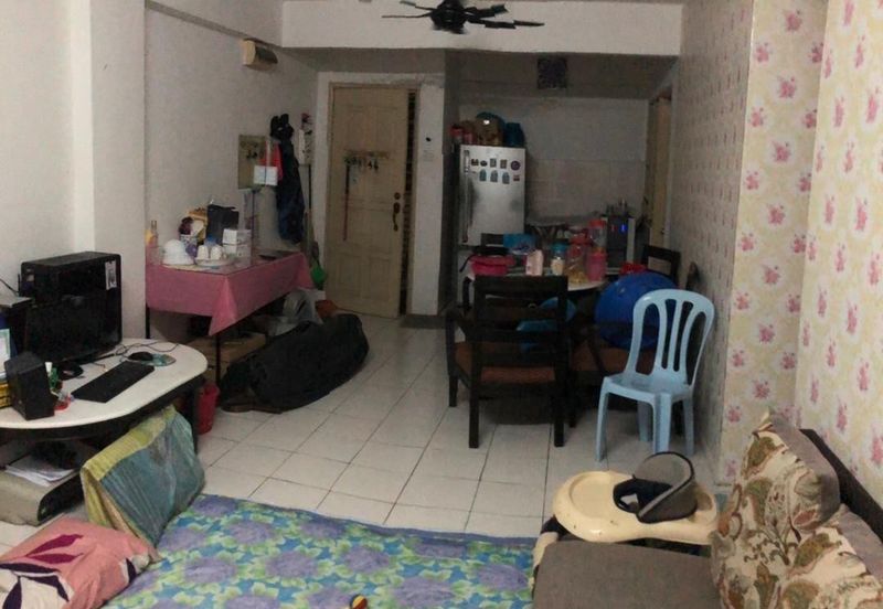 Apartment Taman Topaz