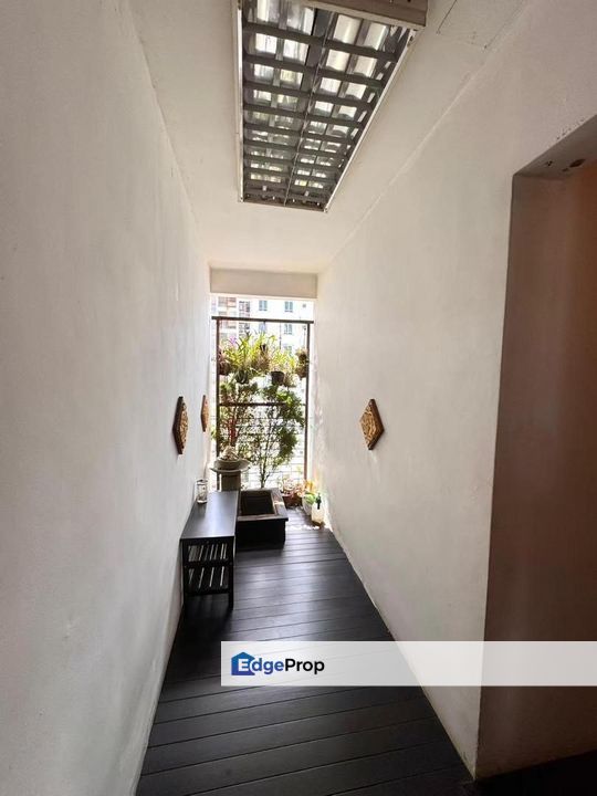 Dari Onn”Suriamas Suites*Apartment*For Sale, Johor, Johor Bahru