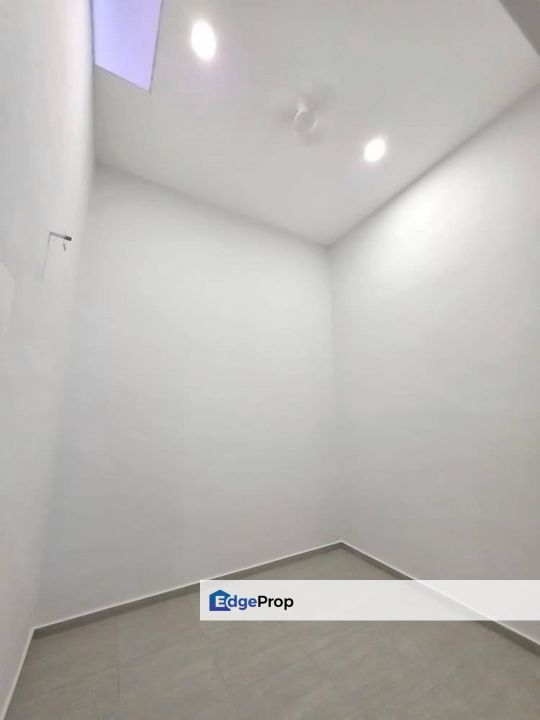 Taman Perling Single Storey Terrace Renovated, Johor, Johor Bahru