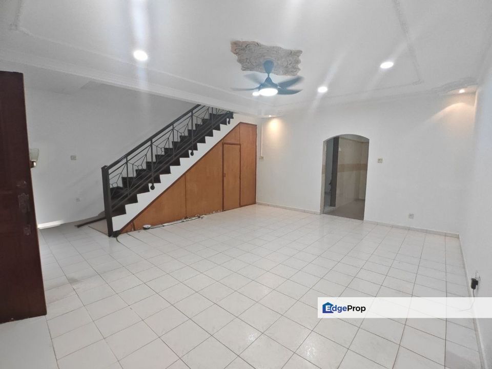 Bukit Indah”Persisiran Sungai Danga*2 Storey* Rent, Johor, Bukit Indah