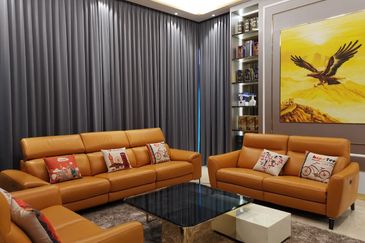 Jalan Straits View 1