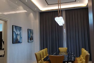 Jalan Straits View 1