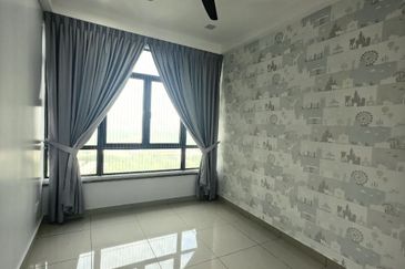 D'Summit Residences @ Kempas Utama