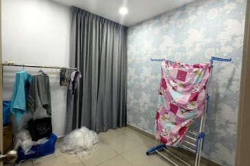 D'Summit Residences @ Kempas Utama