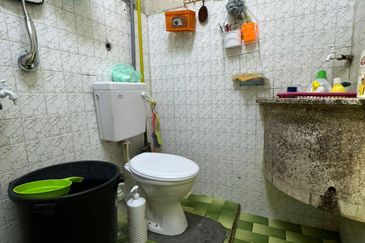 Flat Taman Ungku Tun Aminah