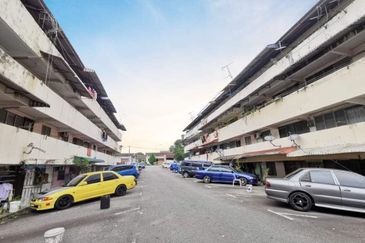 Flat Taman Ungku Tun Aminah