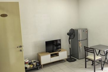 Dedaun Hijau (Greenfield Regency)