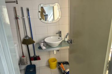 Dedaun Hijau (Greenfield Regency)