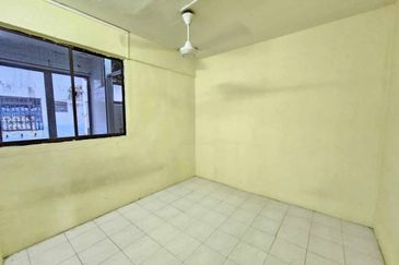 Flat Taman Ungku Tun Aminah