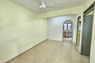 Flat Taman Ungku Tun Aminah