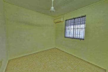 Flat Taman Ungku Tun Aminah