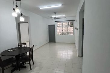 Villa Krystal, Bandar Selesa Jaya