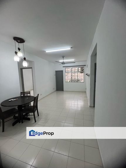 Freehold Partially Furnished Apartment @ Villa Krystal Selesa Jaya For Sale , Johor, Skudai