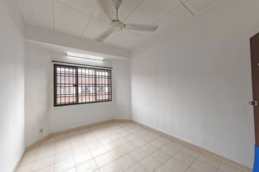 Taman Tampoi Indah II, Villa Ros