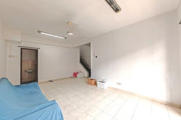 Taman Tampoi Indah II, Villa Ros