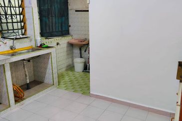 Flat Taman Ungku Tun Aminah