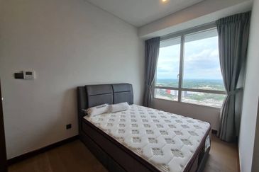 Puteri Cove Residences