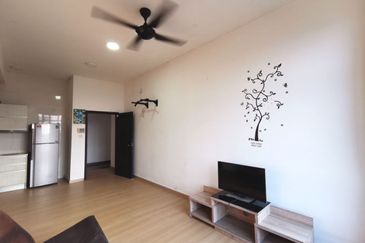 D'Summit Residences @ Kempas Utama