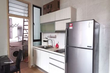 D'Summit Residences @ Kempas Utama