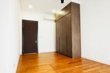 Noble Park @ East Ledang