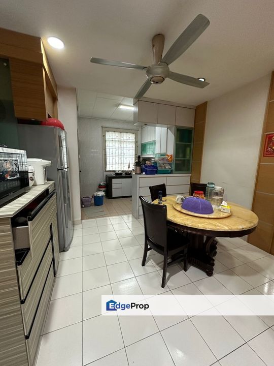 5mins To IOI Kulai Freehold Fully Furnished Three Storey House @ Bandar Putra Kulai For Sale , Johor, Kulai