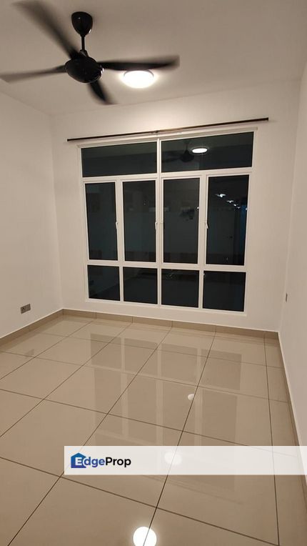 Partiallly Furnished With 3 Rooms  Service Residence @ Twin Danga Residence For Sale , Johor, Johor Bahru