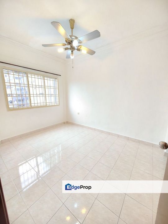 Partially Furnished Renovated With Balcony Apartment @ Bayu Puteri 2 For Sale, Johor, Johor Bahru