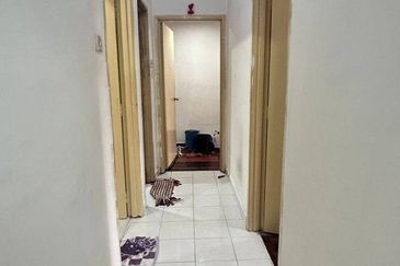 Dwi Mahkota Condominium