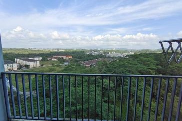 Dedaun Hijau (Greenfield Regency)