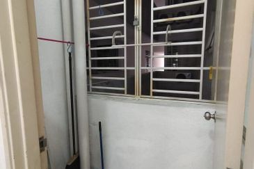 Dedaun Hijau (Greenfield Regency)