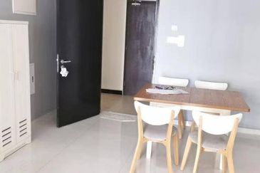 Baypoint @ Country Garden Danga Bay