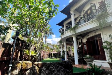 Tropicana Golf & Country Resort