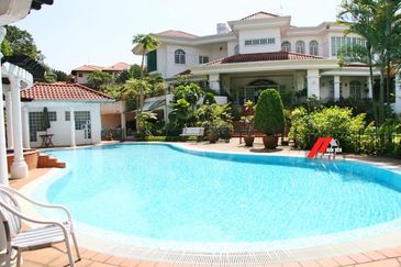 Tropicana Golf & Country Resort