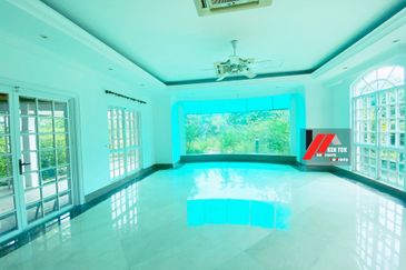 Tropicana Golf & Country Resort