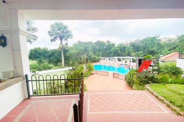 Tropicana Golf & Country Resort