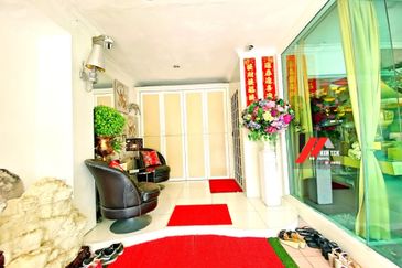 Tropicana Golf & Country Resort