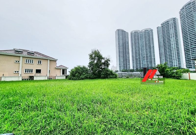 Tropicana Golf & Country Resort