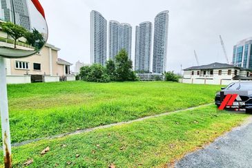 Tropicana Golf & Country Resort