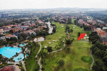 Tropicana Golf & Country Resort