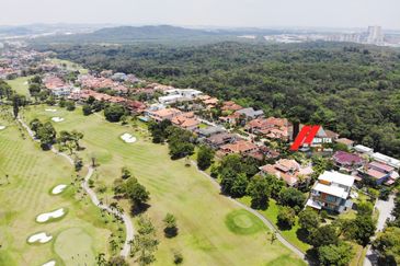 Tropicana Golf & Country Resort