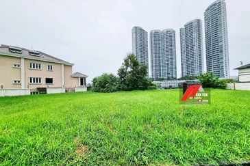 Tropicana Golf & Country Resort