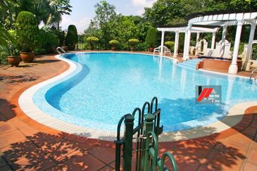 Tropicana Golf & Country Resort